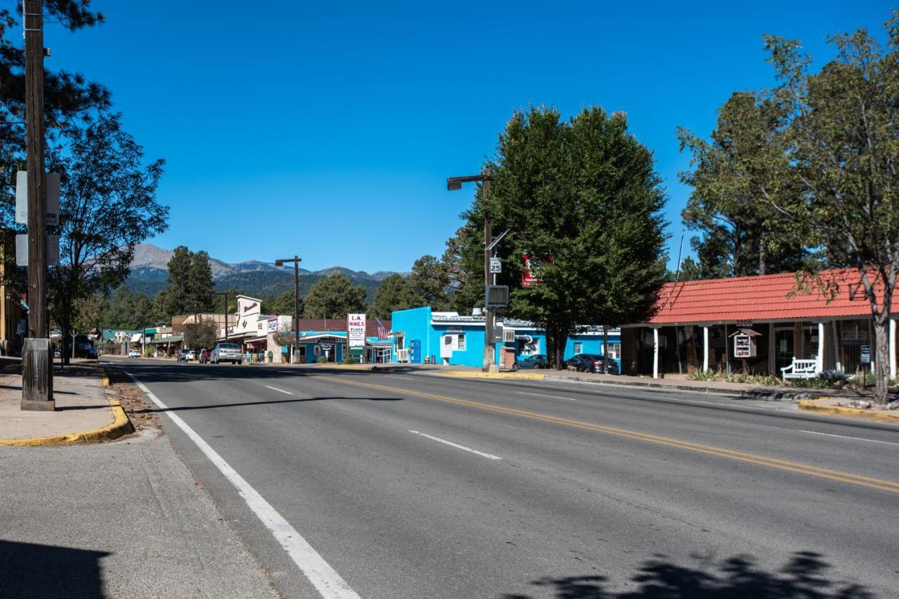 Apache Village Cabinette 15, Queen Bed, Midtown, Sleeps 2 Ruidoso Extérieur photo