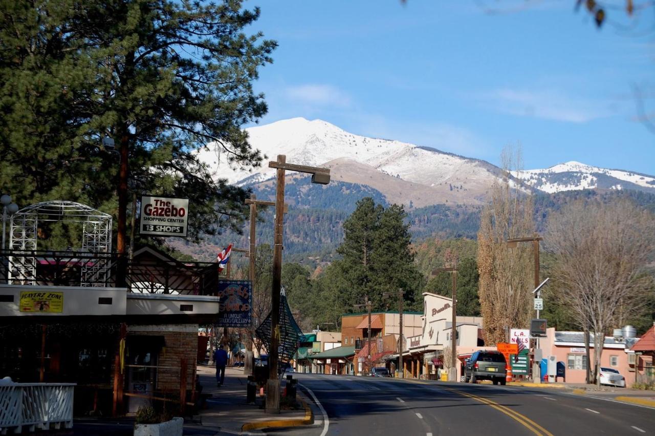 Apache Village Cabinette 15, Queen Bed, Midtown, Sleeps 2 Ruidoso Extérieur photo